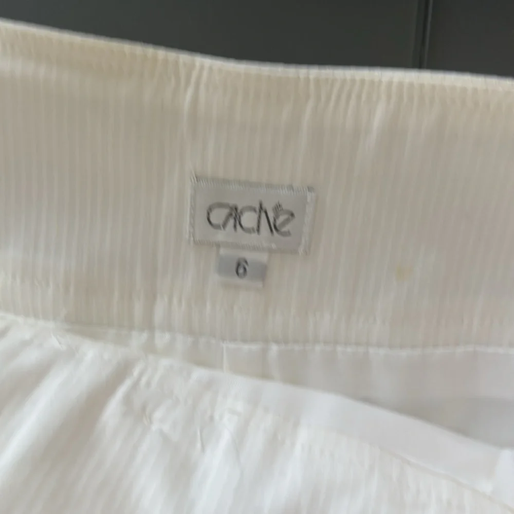 Cache Cream Color Skirt - Picture 6 of 6